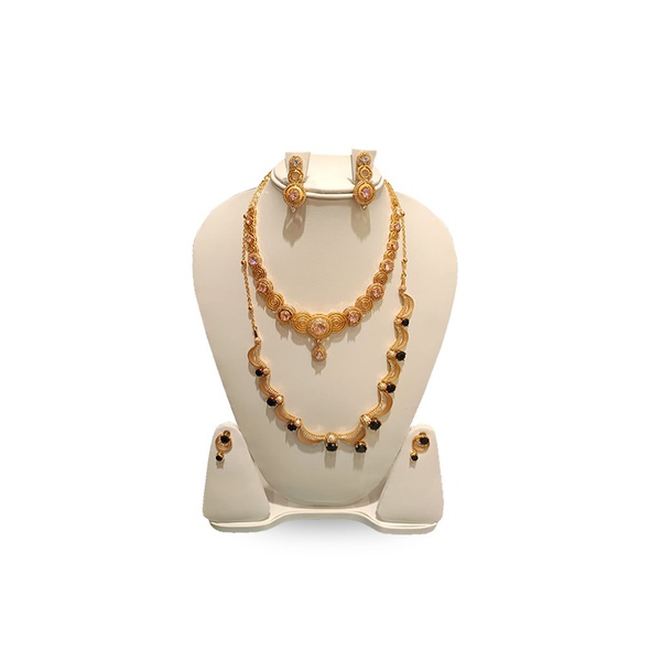 3 Layered Golden Bridal Necklace Set.